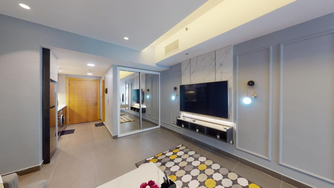 Al Fares Luxury Furnished Apartment-Damac Tower Extérieur photo