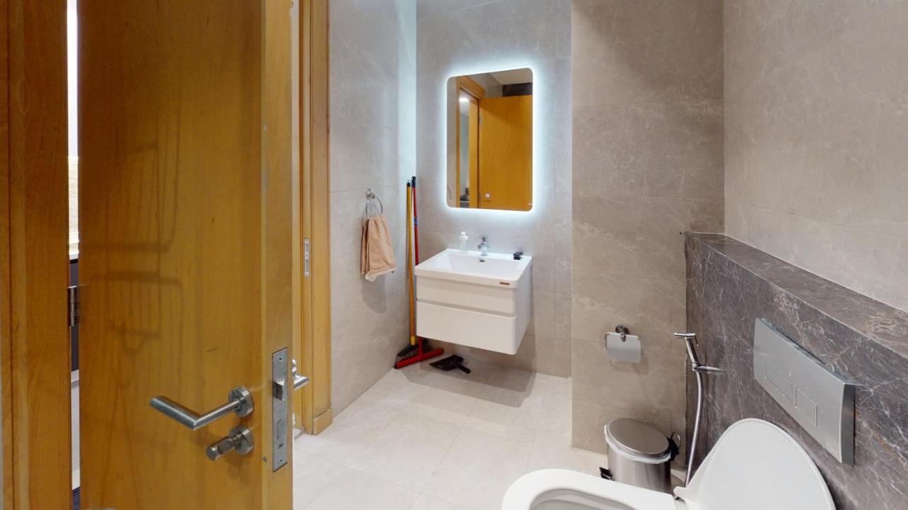 Al Fares Luxury Furnished Apartment-Damac Tower Extérieur photo