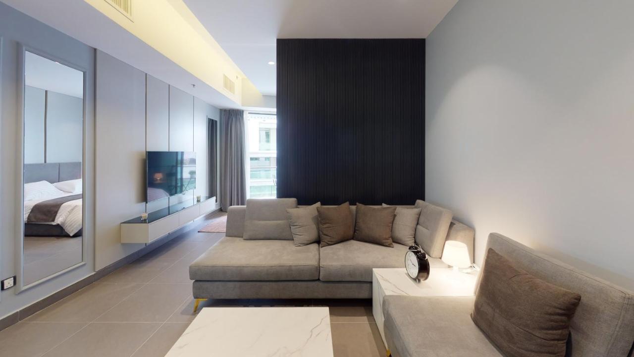 Al Fares Luxury Furnished Apartment-Damac Tower Extérieur photo
