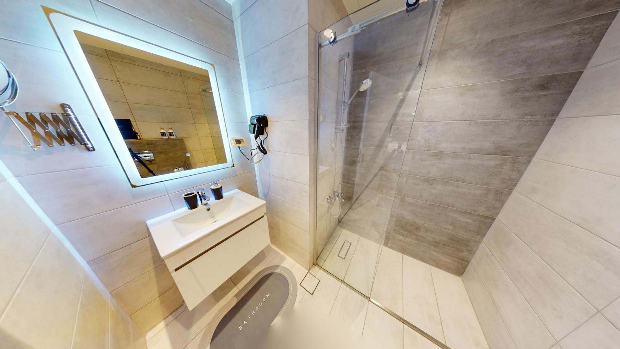 Al Fares Luxury Furnished Apartment-Damac Tower Extérieur photo