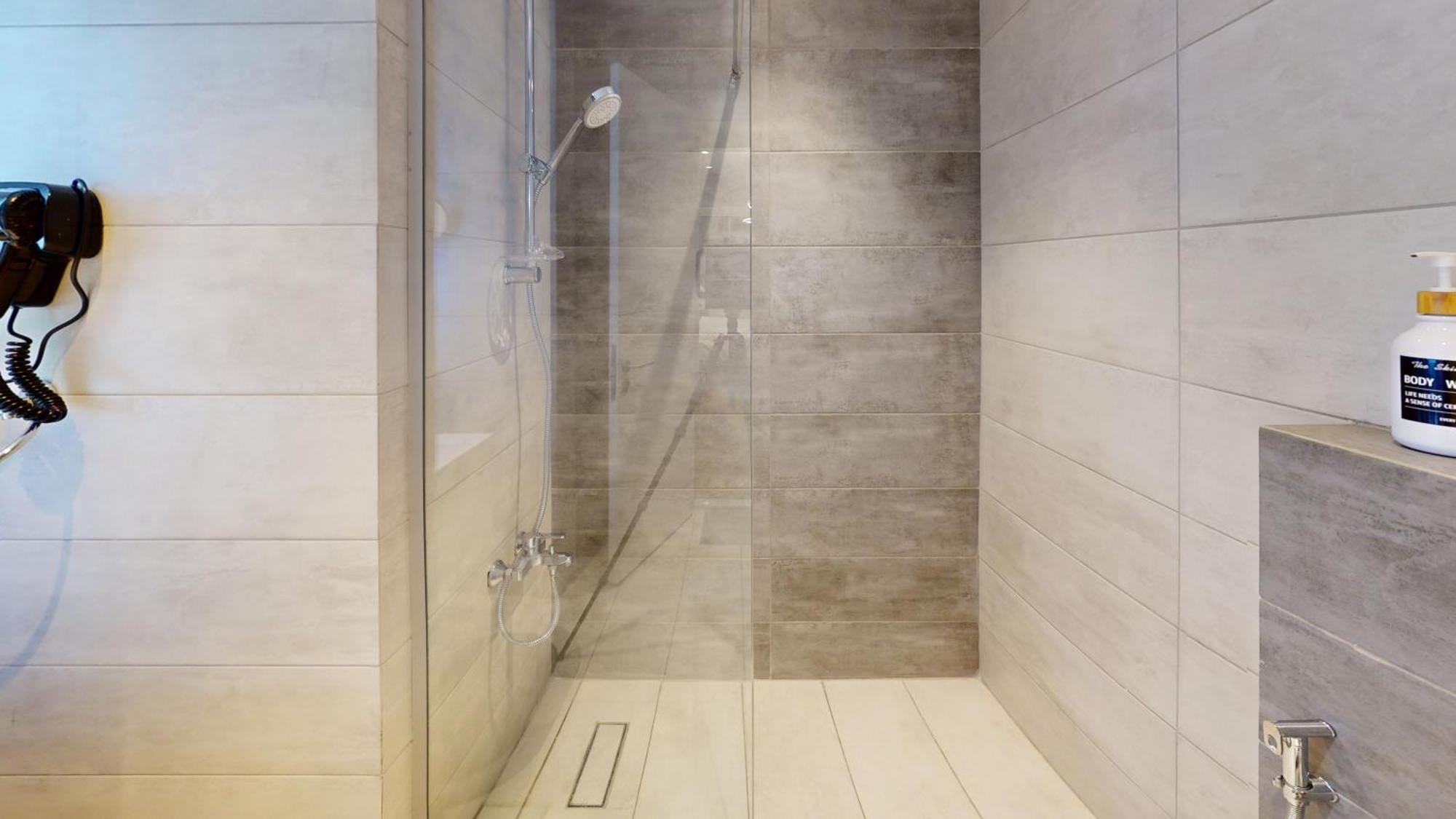 Al Fares Luxury Furnished Apartment-Damac Tower Extérieur photo